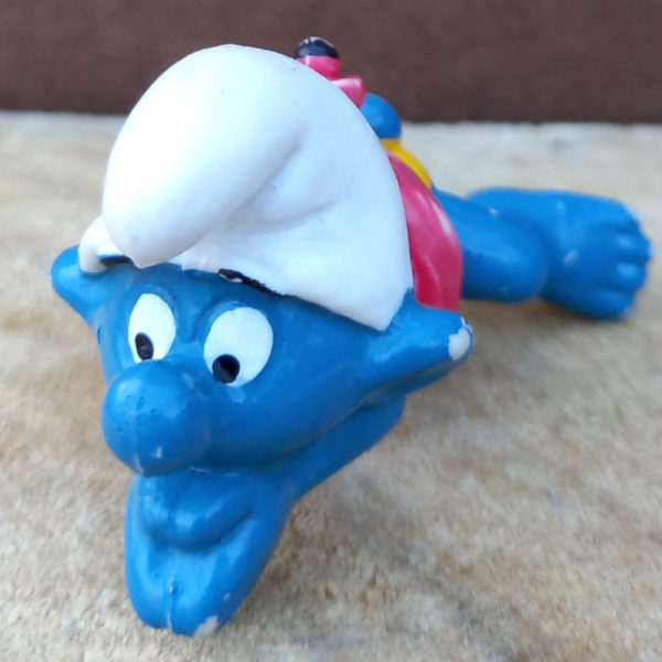 20025 Swimmer Smurf with Red Ring and Yellow Pants (Schwimmschlumpf mit rotem Ring und gelben Hosen) #2 - Image 2