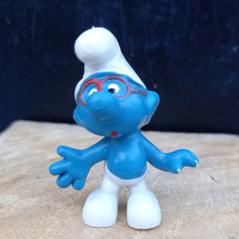 20006 Brainy Smurf With Red Glasses (Brillenschlumpf)