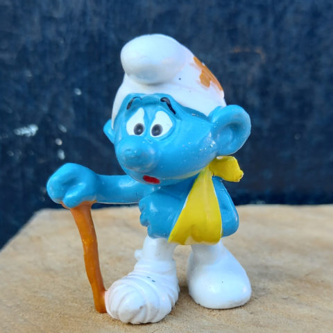 20097 Injured Smurf with Light Brown Plaster (Verletzter Schlumpf) #3