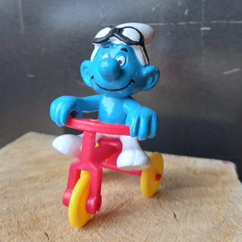 40203 Tricycle Super Smurf (Dreiradfahrerschlumpf)