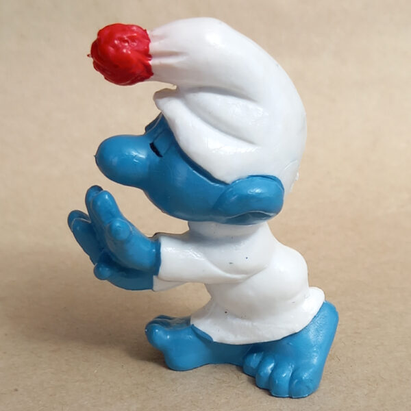 20021 Sleepwalker Smurf with Red Pompom (Schlafwandeler Schlumpf mit rotem Bommel) #2