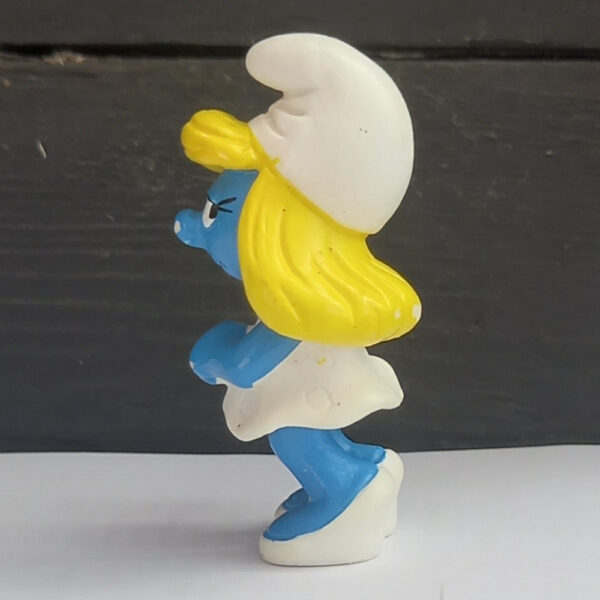 20534 Classic Smurfette - Image 2