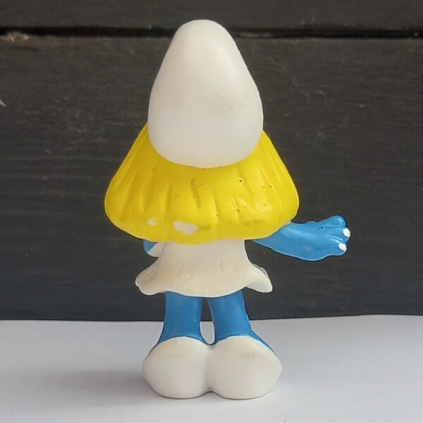 20534 Classic Smurfette - Image 3