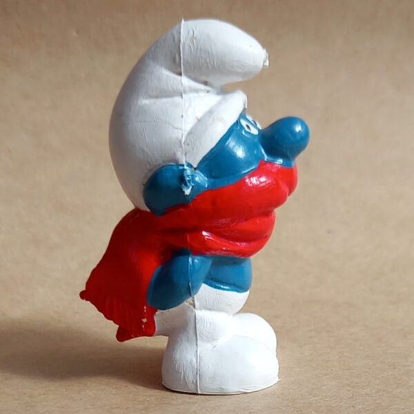20004 Shiver Smurf with Red Scarf (Winterschlumpf) #3 - Image 4