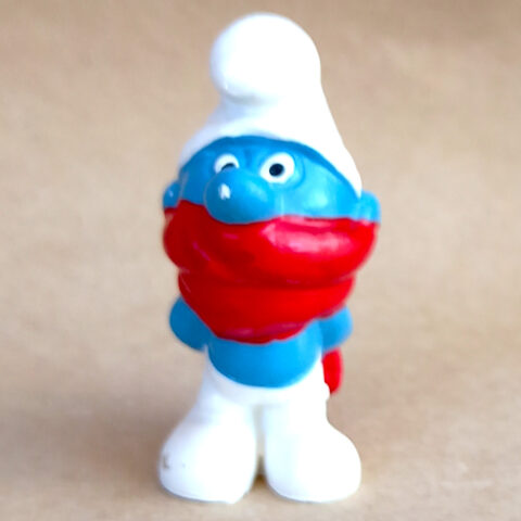 20004 Shiver Smurf with Red Scarf (Winterschlumpf) #4