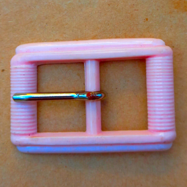 1960s Plastic Belt Buckle Pink (BB-029)
