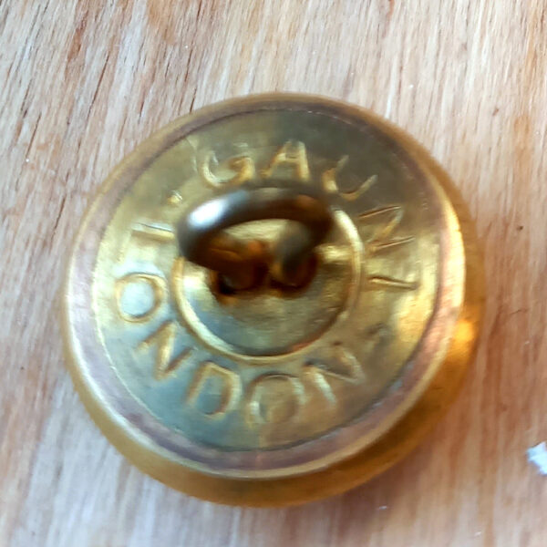 NZ Regiment Button with Kiwi 19mm by Gaunt London (ARMY-005) - Image 2