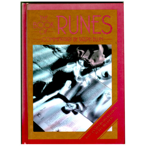 The Book of RUNES by Ralph Blum (BKM-004)