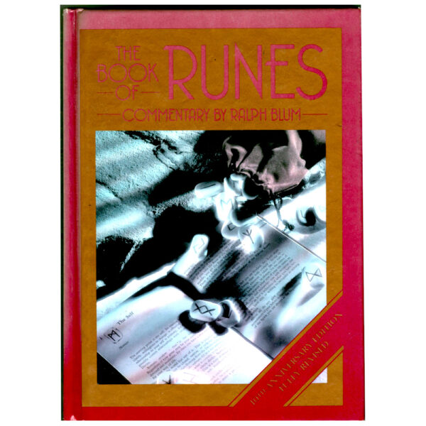 The Book of RUNES by Ralph Blum (BKM-004)