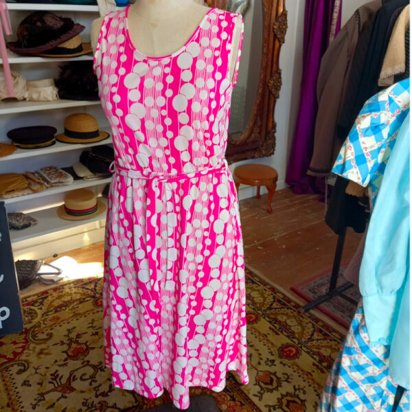 1970s Sleeveless Dress with Belt Pink/White size S-M (VC-008)