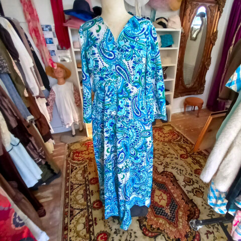 Genuine Vintage Full Length Polyester Dress size L (VC-014)
