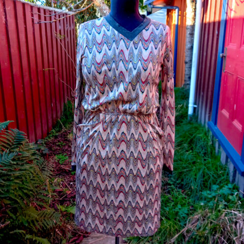 Lianne Bellis V-Neck Dress size Size 8 – 10 (VC-027)
