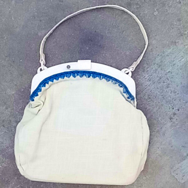 Cath Kidston Linen Purse with Embroidery (VC-033) - Image 6