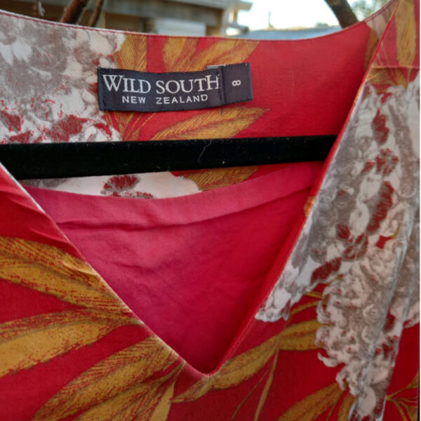 Sleeveless Dress Red Floral Wild South size 8 (VC-030) - Image 4