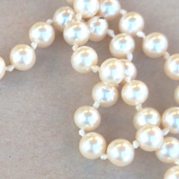 Vintage Faux Pearl Necklace With Fancy Clasp Knotted Between Pearls (VCAJ-013) - Image 3