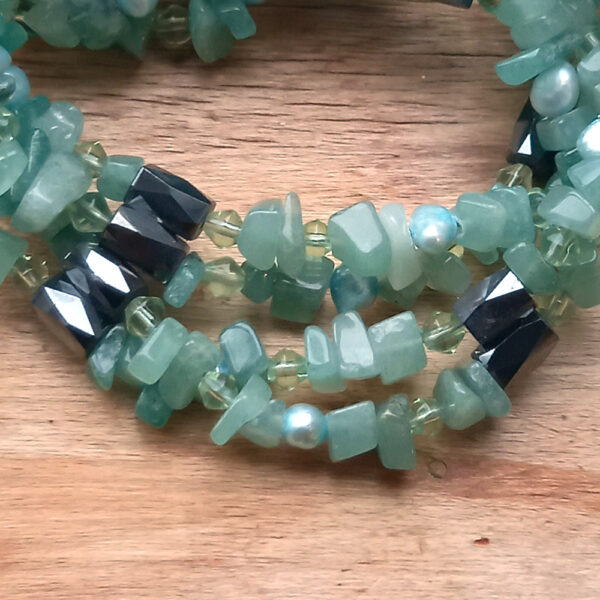 Necklace with Green Semi Precious Gemstones and Multi Magnets (VCAJ-015) - Image 4