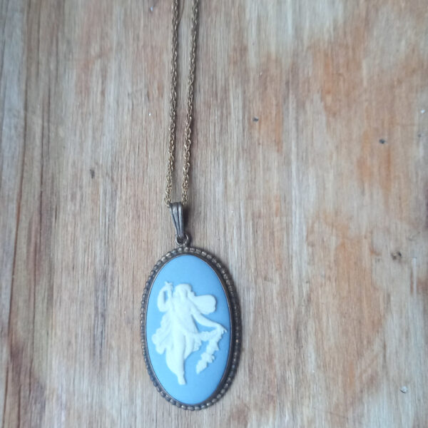 Wedgwood Blue Jasperware Necklace Sterling Silver Oval (VCAJ-016) - Image 7