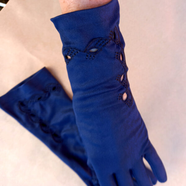 Vintage Gloves Dark Blue size 7 1/2 by Dents (VINA-008) - Image 4