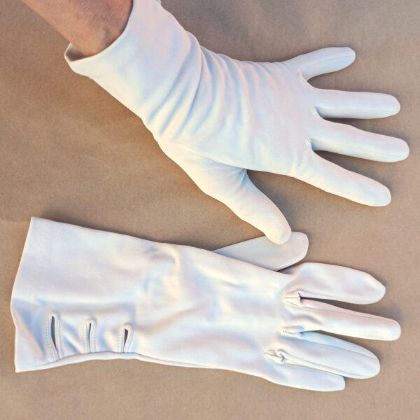 Vintage Gloves White size 7 1/2 by Dents (VINA-009)