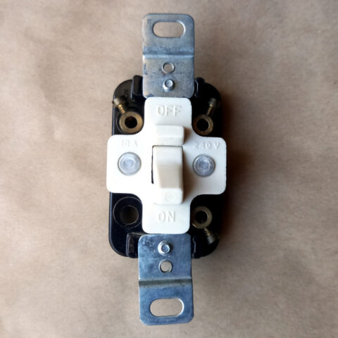 Retro Crown Lynn Replacement Light Switch 240V 10A (ANTR-015)