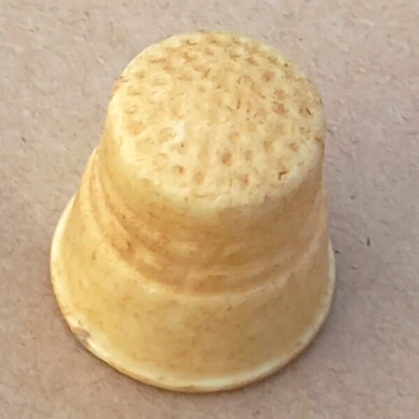 Vintage Celluloid Thimble (MIS-015) - Image 3