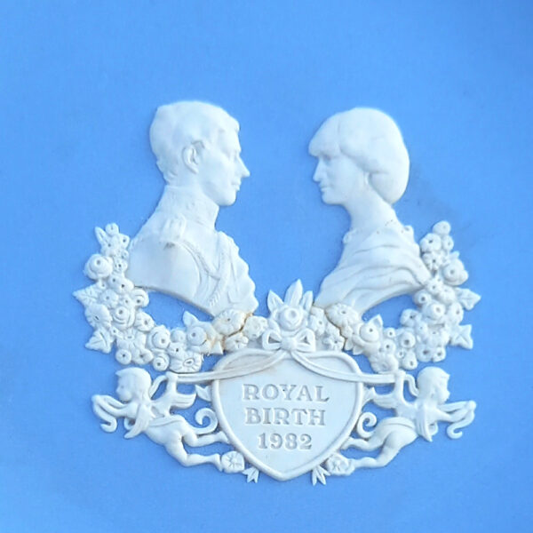 Vintage Wedgwood Jasperware Plate 1982 Royal Birth (SANT-007) - Image 2