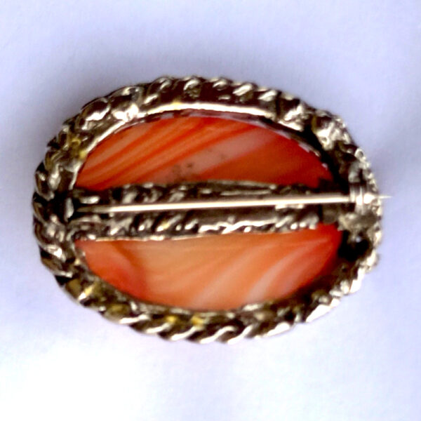 Vintage Oval Glass Brooch Orange with White Streaks (VCAJ-032) - Image 2