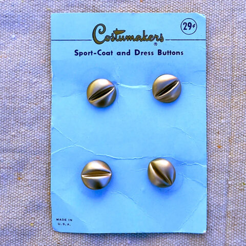15mm Vintage Costumakers Buttons Silver On Card x4 (BUT-020)