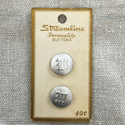 15mm Vintage Streamline Personality Buttons Silver on Card x2 (BUT-033)