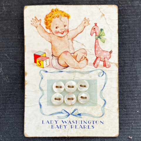 7mm Vintage Lady Washington Buttons Mother-Of-Pearl on Card x6 (BUT-034)