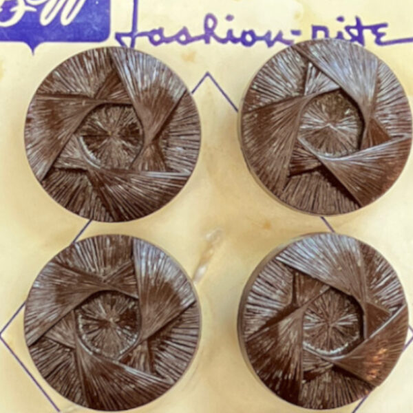 18mm Vintage BW Fashion-Nite Buttons Brown x6 On Card (BUT-035) - Image 3
