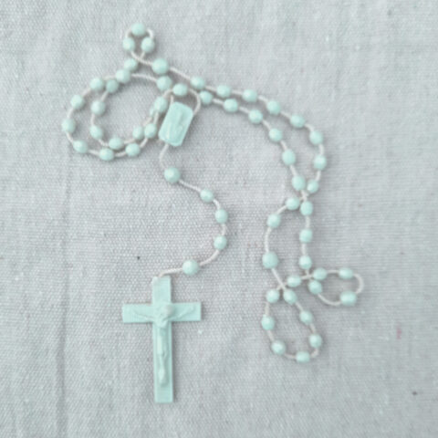 1960s Vintage Rosary Crucifix Pendant White (SANT-008)