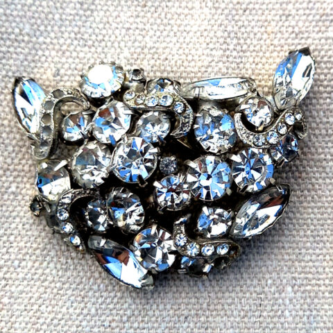 Beautiful Large Vintage Rhinestone Brooch Concave (VCAJ-044)