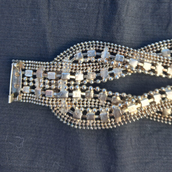Vintage Double-Loop Rhinestone (Strass) Brooch (VCAJ-049) - Image 7