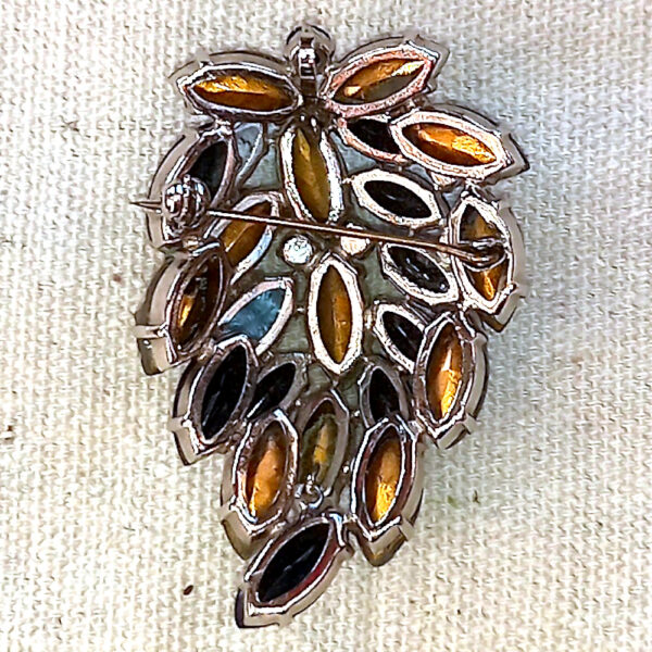 Beautiful Large Vintage Blue Rhinestone Brooch Concave (VCAJ-055) - Image 4