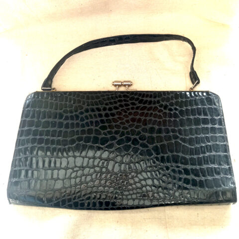 Vintage Crocodile Embossed Black Vinyl Purse by Park Lane (VCBA-006)