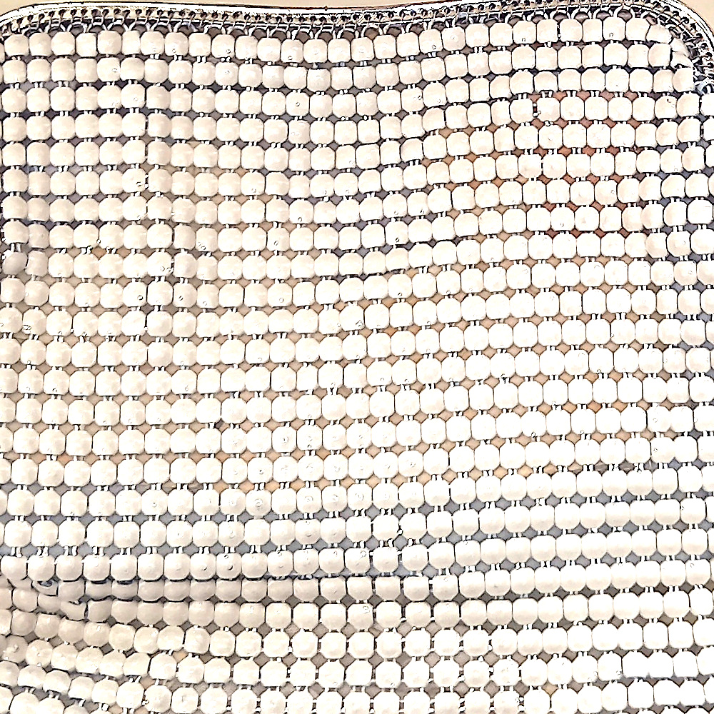 1960s Vintage Cream Enamel Mesh Purse by Glomesh (VCBA-008) - Image 2