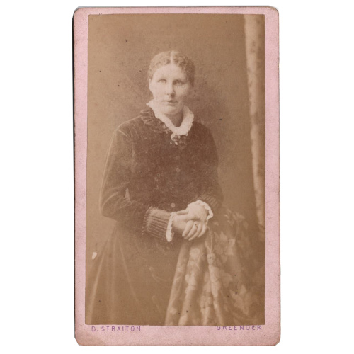 CdV of a Young Woman by David Straiton Greenock (ANPH-029)