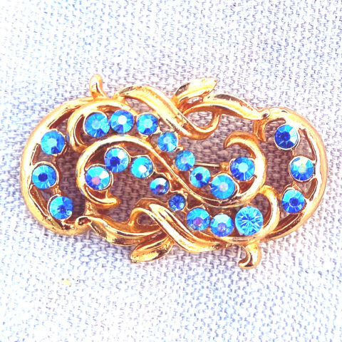 Vintage Gold-Tone Brooch with Blue Rhinestones Concave (VCAJ-064)