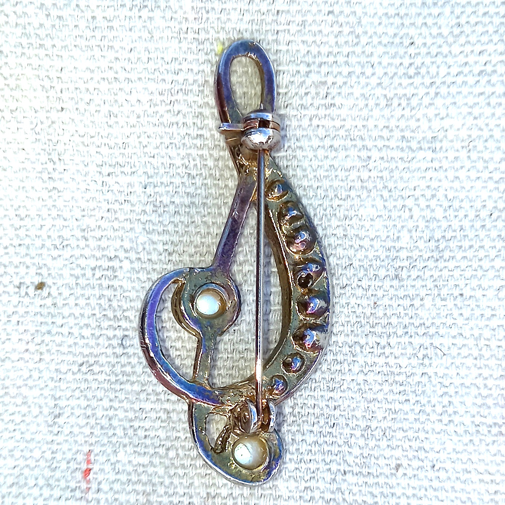 Treble Clef Brooch with Rhinestones + Faux Pearls (VCAJ-067) - Image 2