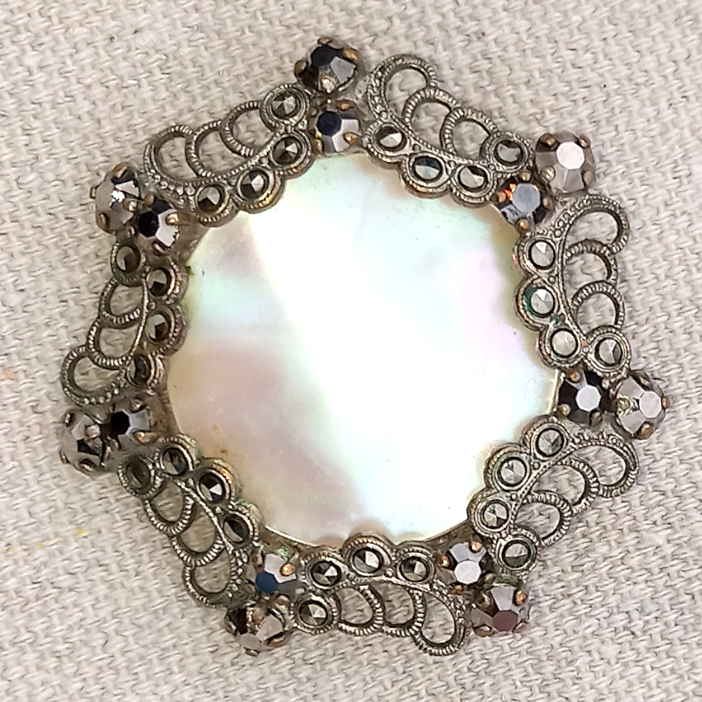 Vintage Marcasite Mother-Of-Pearl Silver-Tone Brooch (VCAJ-069)