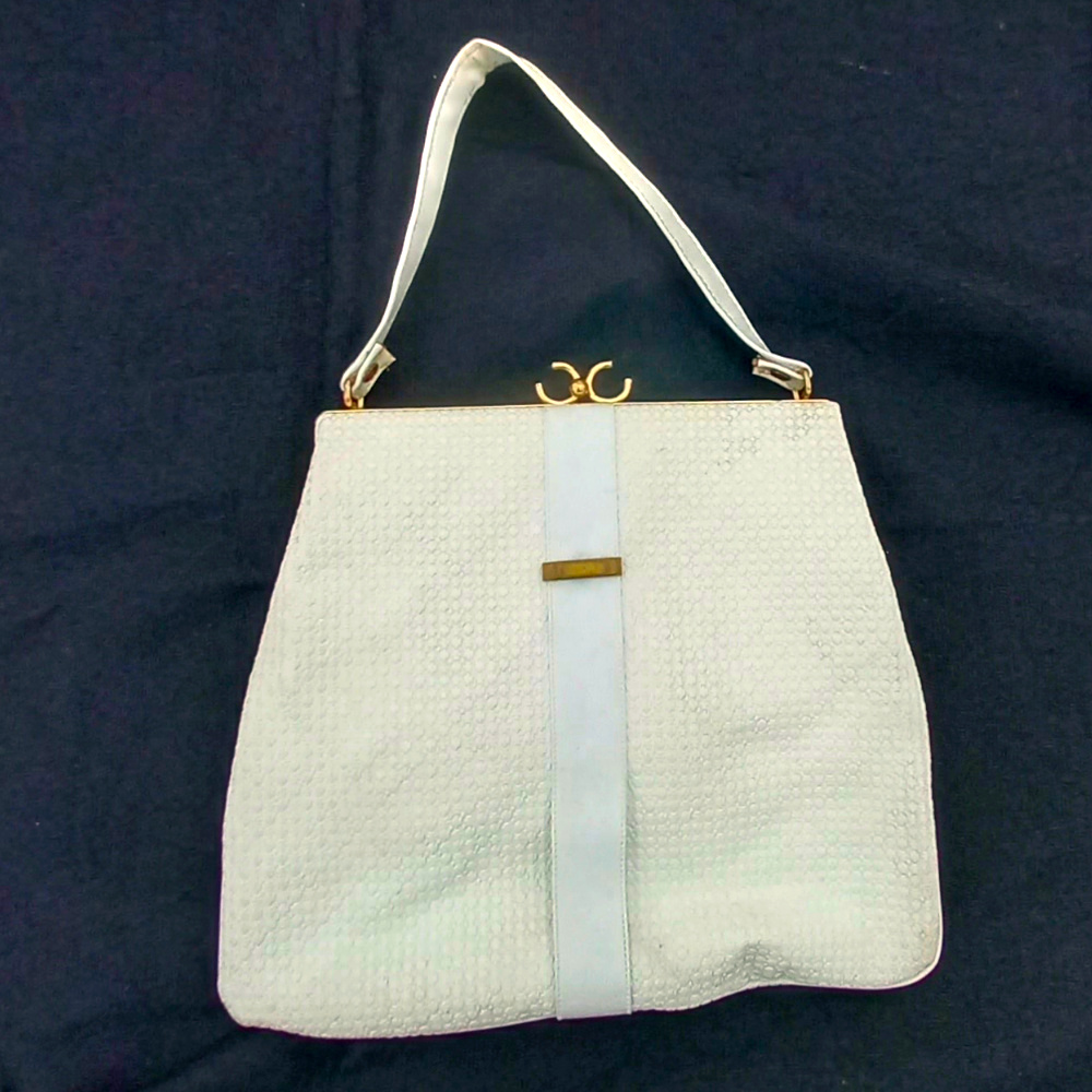 Vintage Embossed White Vinyl Purse by Continental (VCBA-012)
