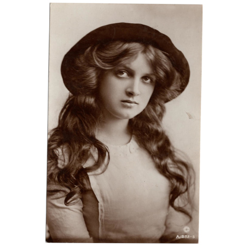 Postcard of Miss Gladys Cooper by Rotary Photo London (ANPC-002)