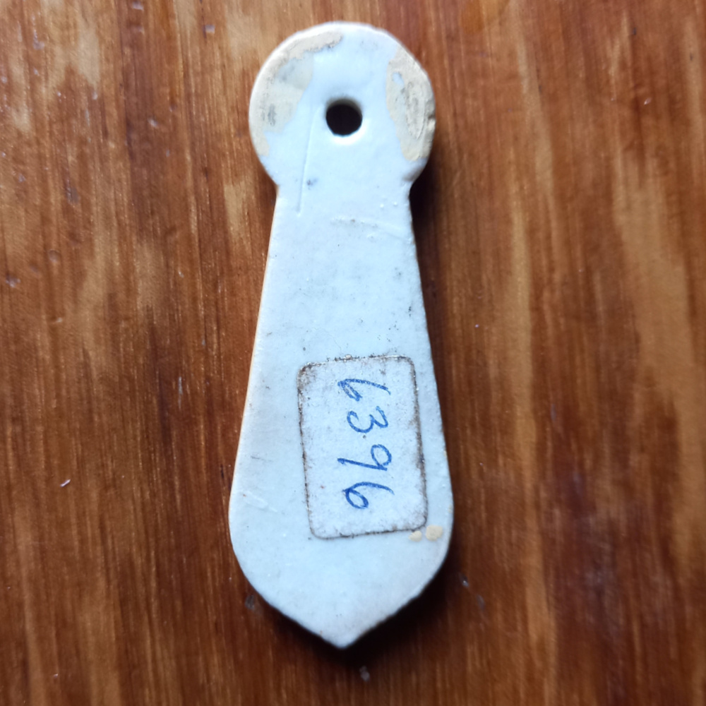 Vintage Floral China Escutcheon Keyhole Cover (ANTC-001) - Image 2