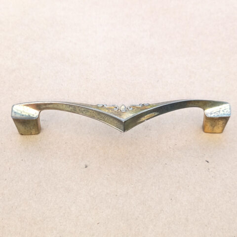 Retro Brass Pull Handle C/C=115mm by Lincoln Turner (ANTR-026)