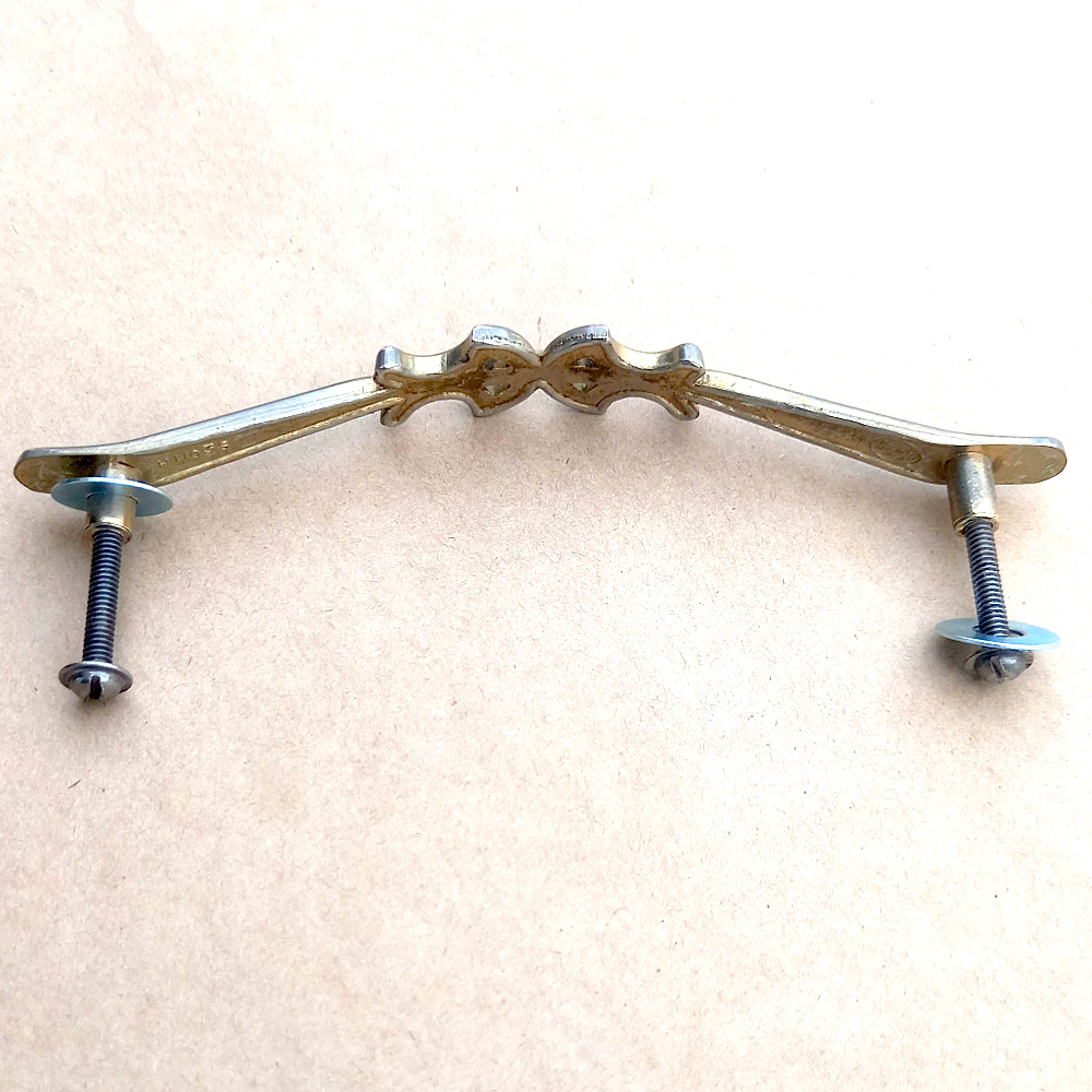 Retro Brass Pull Handle C/C=115mm by Brent Ware (ANTR-032) - Image 2