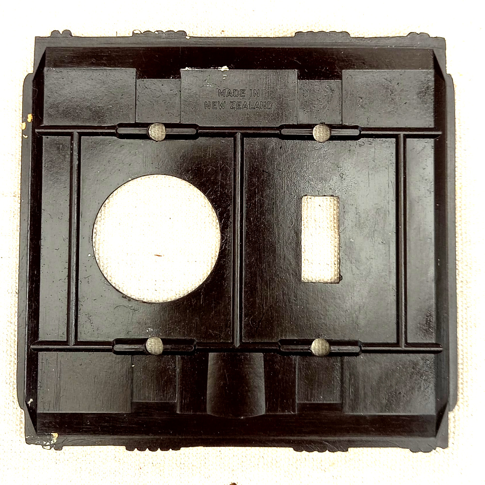 Art Deco Bakelite Switch Plate (ANTV-022) - Image 2