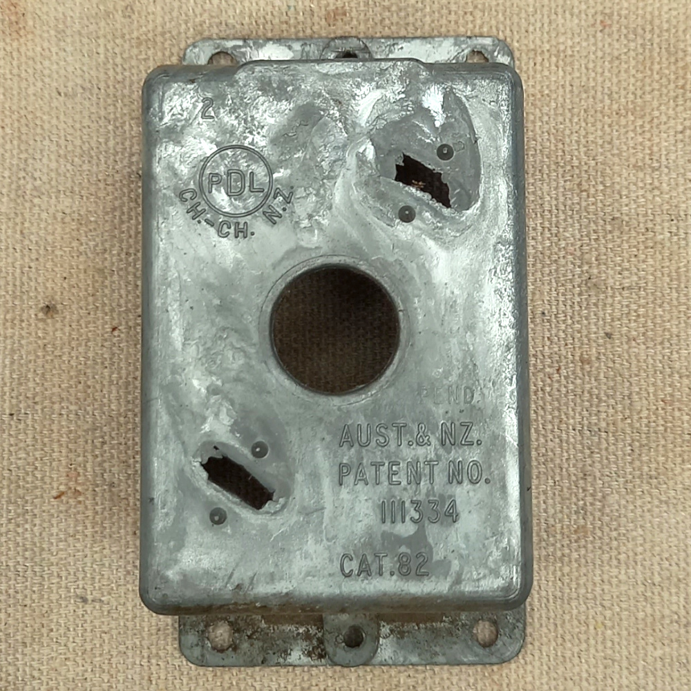 Vintage Metal Flush Box by PDL (ANTV-032) - Image 4