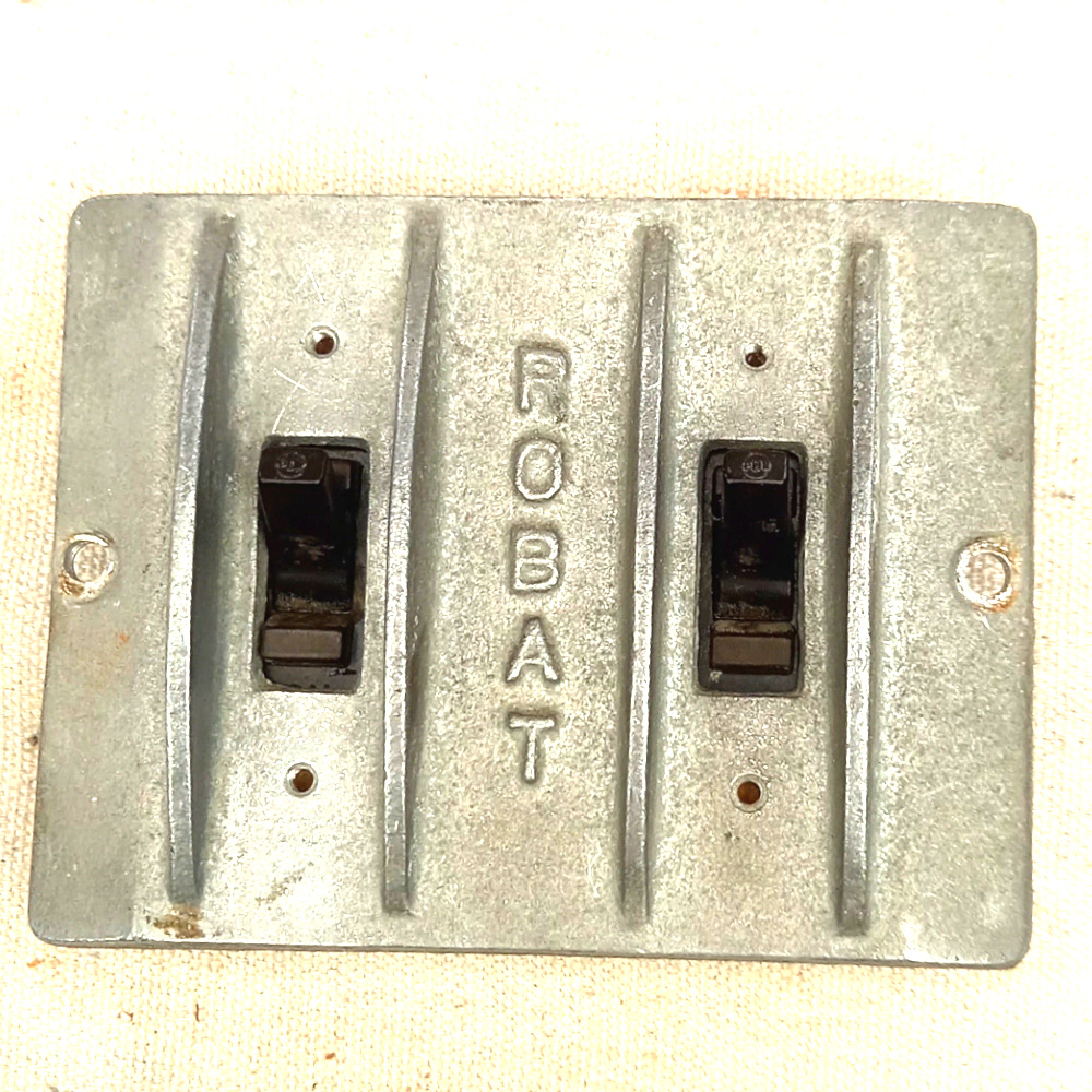 Double Metal Switch 10A 240VAC ROBAT by PDL (ANTV-033)