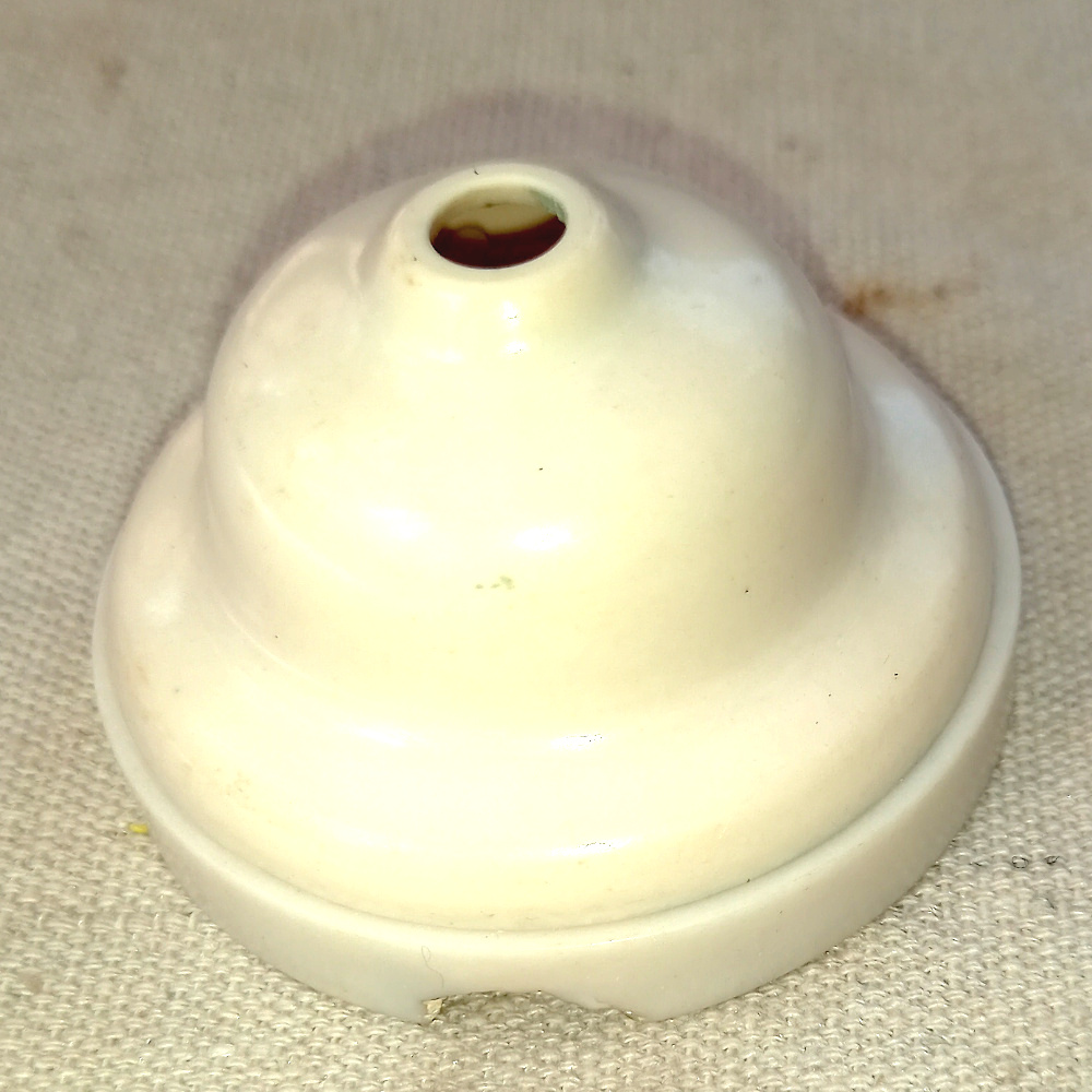 Bakelite Ceiling Lampholder White 5A 250V by PDL (ANTV-052)